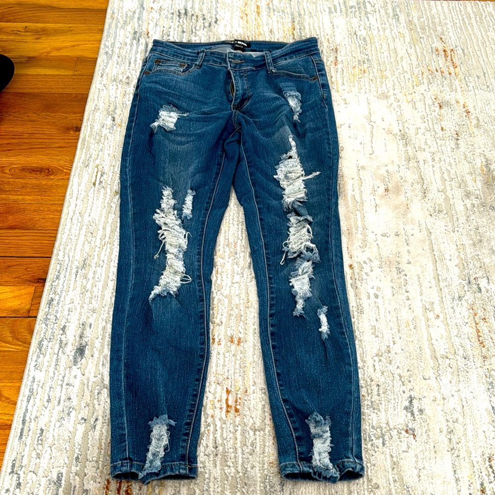 Fashion Nova Distressed Skinny Jeans